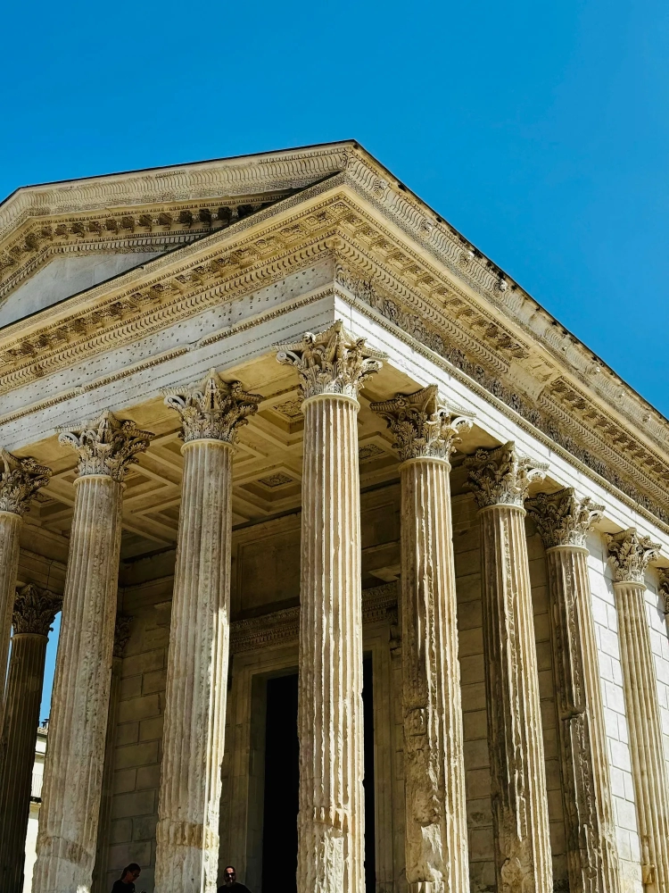 Maître Nancy PAILHÈS-BRAYDE